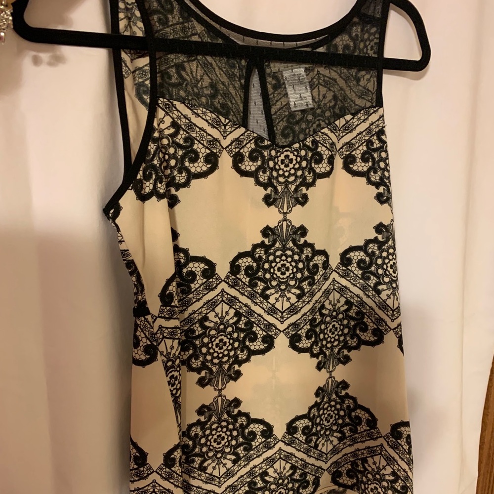 Black and cream top